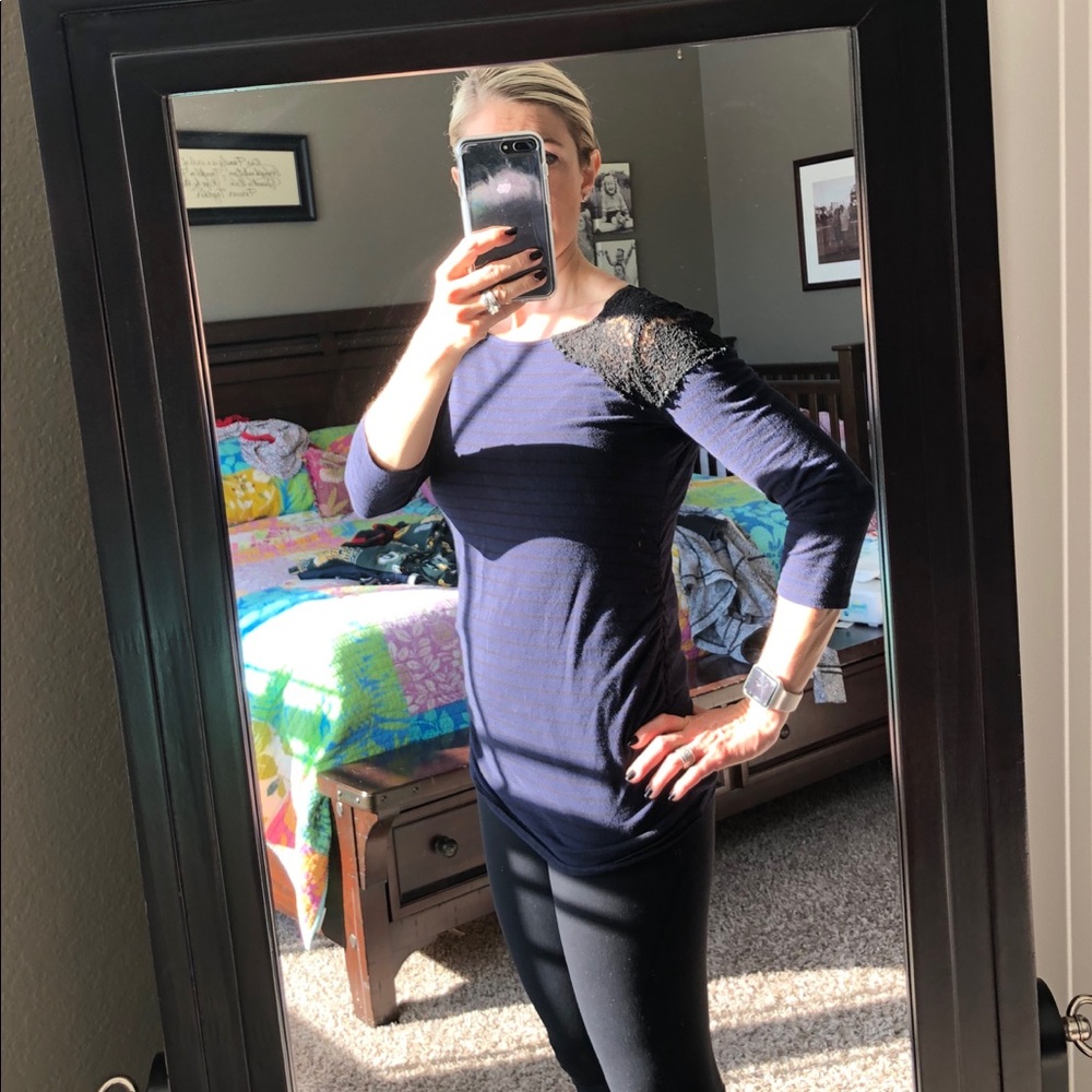 Motherhood Maternity cotton/spandex blend shirt.